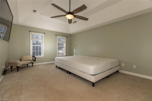 621 Doe Run Drive, Kernersville, NC 27284