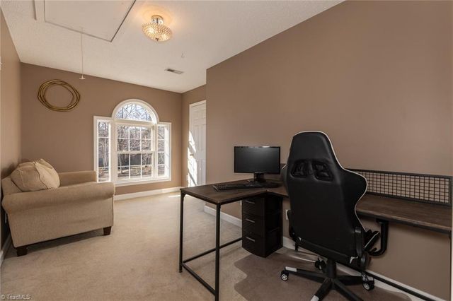 621 Doe Run Drive, Kernersville, NC 27284