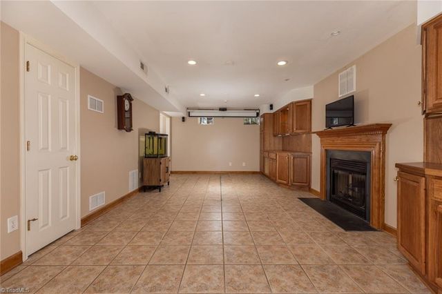 621 Doe Run Drive, Kernersville, NC 27284