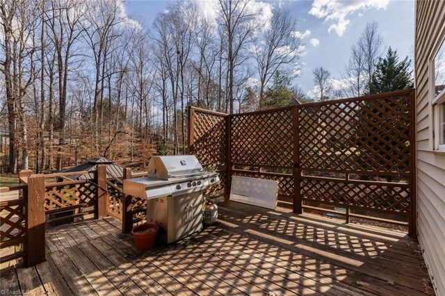 621 Doe Run Drive, Kernersville, NC 27284