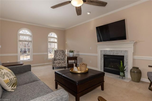 621 Doe Run Drive, Kernersville, NC 27284