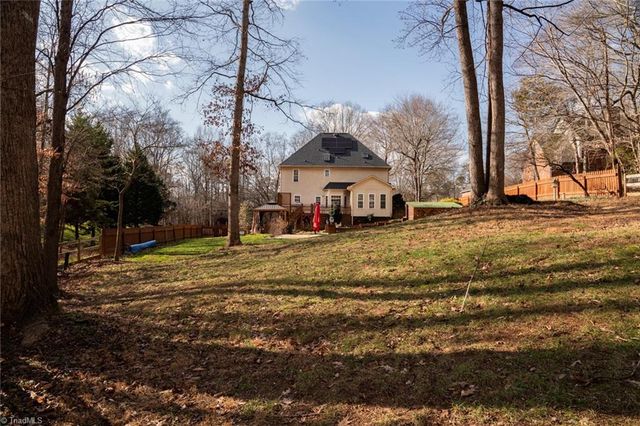 621 Doe Run Drive, Kernersville, NC 27284