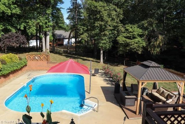 621 Doe Run Drive, Kernersville, NC 27284