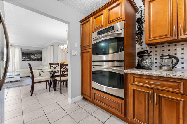 3729 NW 35th Street, Coconut Creek, FL 33066