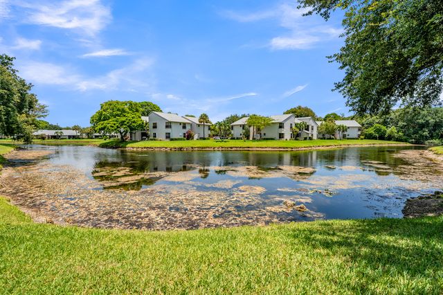 3729 NW 35th Street, Coconut Creek, FL 33066