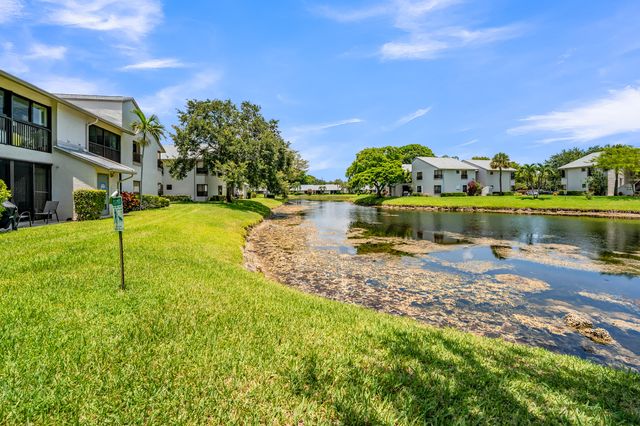 3729 NW 35th Street, Coconut Creek, FL 33066