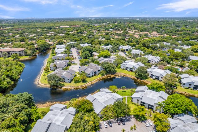 3729 NW 35th Street, Coconut Creek, FL 33066