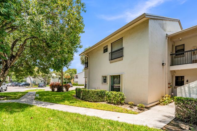 3729 NW 35th Street, Coconut Creek, FL 33066