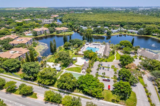 3729 NW 35th Street, Coconut Creek, FL 33066