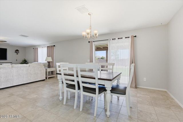 36859 N EL MORRO Trail, San Tan Valley, AZ 85140