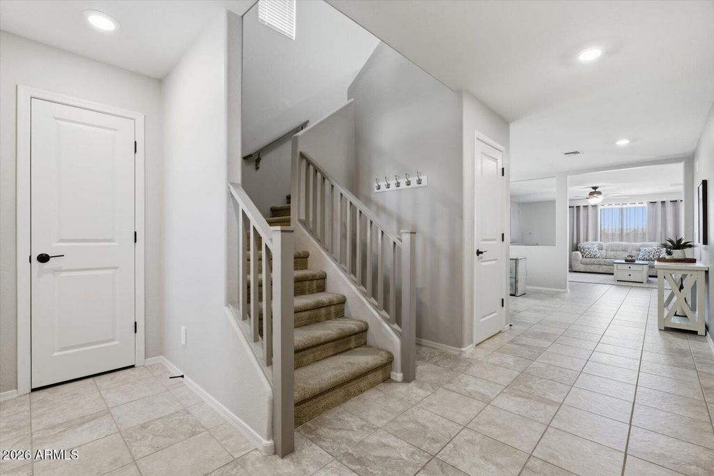 36859 N EL MORRO Trail, San Tan Valley, AZ 85140 — photo 2