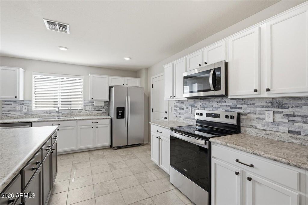 36859 N EL MORRO Trail, San Tan Valley, AZ 85140 — photo 5