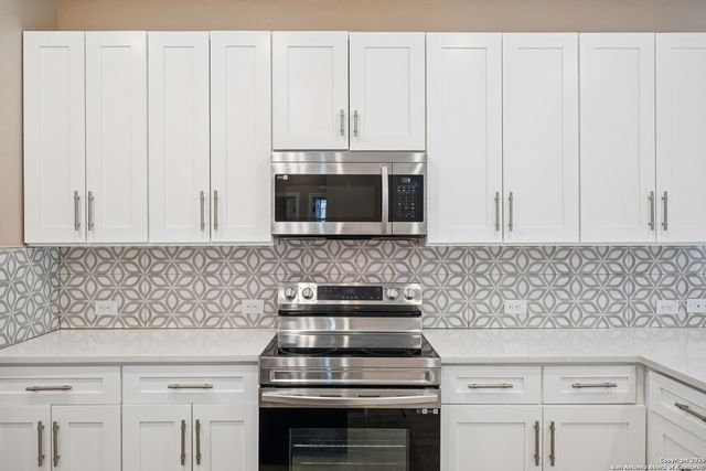 167 Hopi, San Antonio, TX 78211