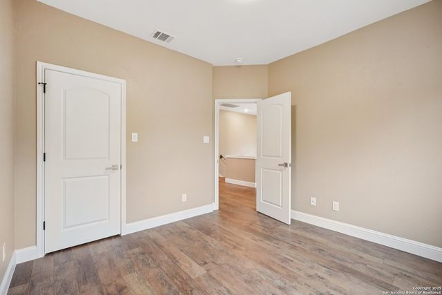 167 Hopi, San Antonio, TX 78211