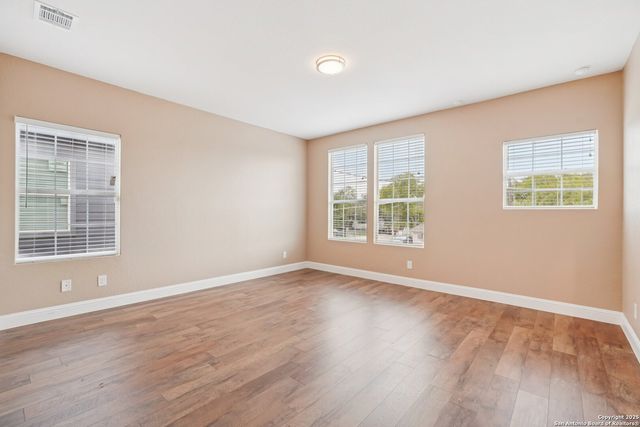 167 Hopi, San Antonio, TX 78211