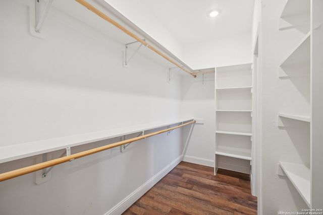 167 Hopi, San Antonio, TX 78211