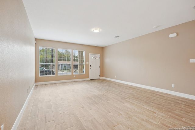 167 Hopi, San Antonio, TX 78211