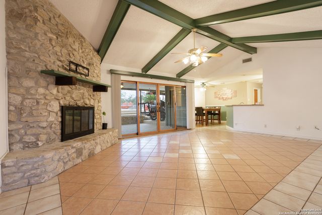 309 Meandering Way, Del Rio, TX 78840