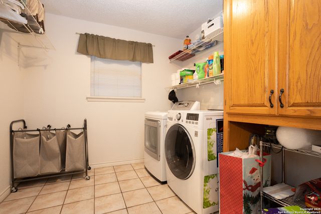 309 Meandering Way, Del Rio, TX 78840