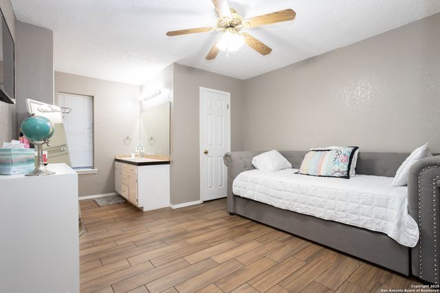 309 Meandering Way, Del Rio, TX 78840