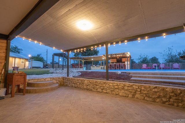 309 Meandering Way, Del Rio, TX 78840