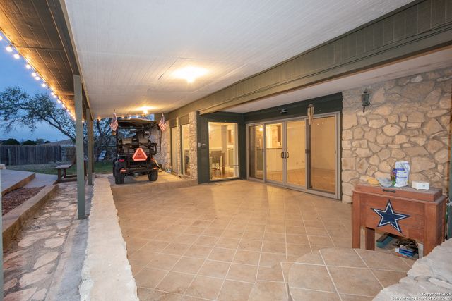 309 Meandering Way, Del Rio, TX 78840