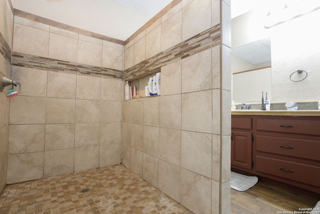 309 Meandering Way, Del Rio, TX 78840