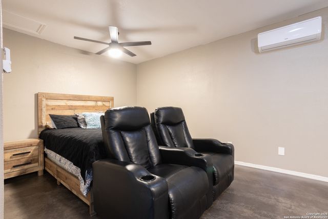 309 Meandering Way, Del Rio, TX 78840