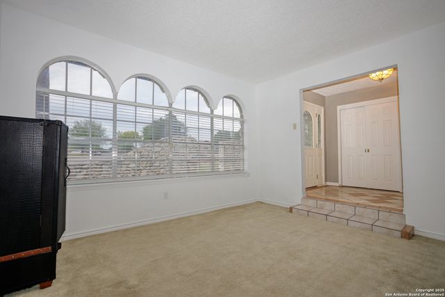 309 Meandering Way, Del Rio, TX 78840