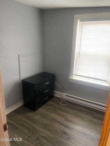 2 Broadway 2, Cohoes, NY 12047