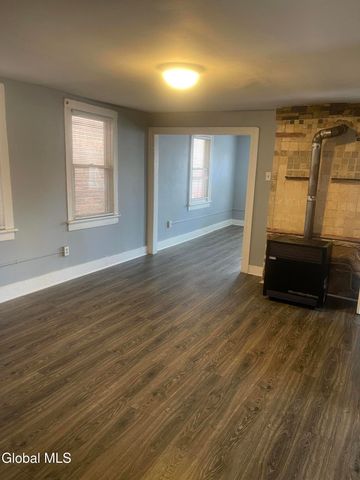 2 Broadway 2, Cohoes, NY 12047