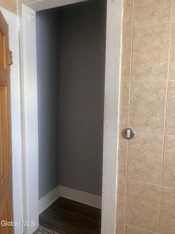 2 Broadway 2, Cohoes, NY 12047