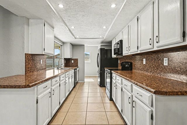 4208 Campion Lane, Fort Worth, TX 76137