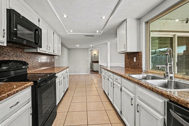 4208 Campion Lane, Fort Worth, TX 76137