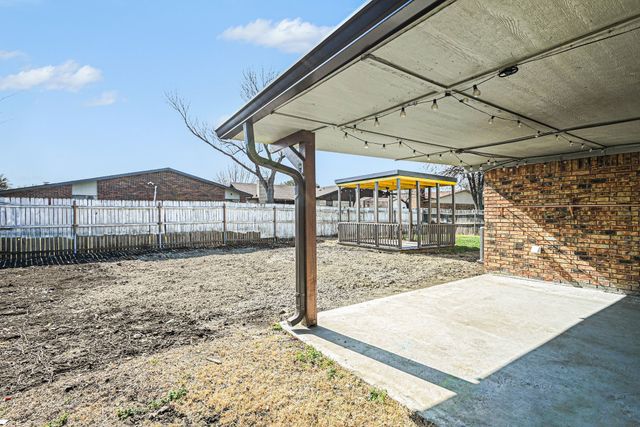 4208 Campion Lane, Fort Worth, TX 76137