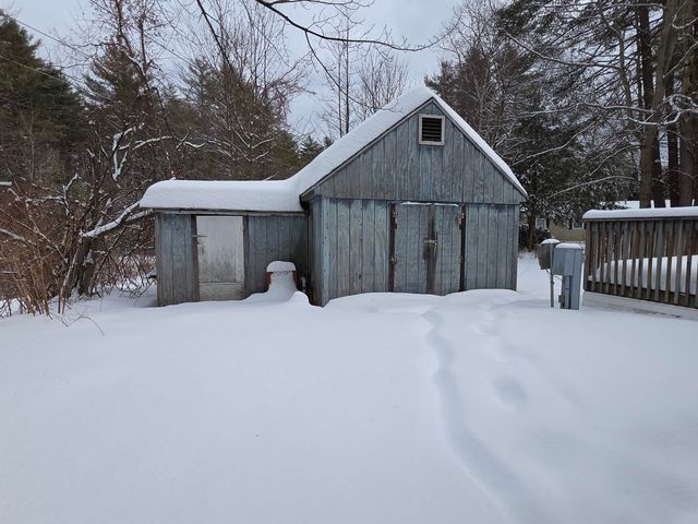 9 Wyman Road, Deering, NH 03244