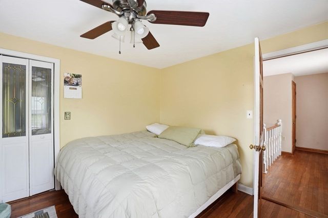 33 Hunt St, Weymouth, MA 02191