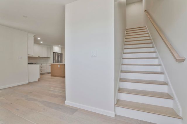 19 Autumn Lane, Raymond, NH 03077