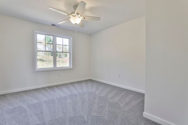 19 Autumn Lane, Raymond, NH 03077