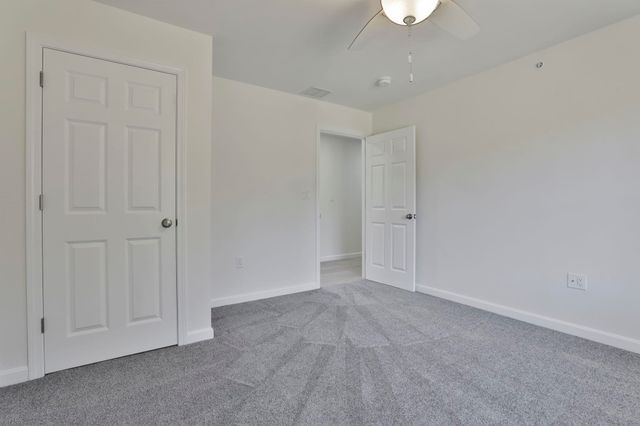 19 Autumn Lane, Raymond, NH 03077