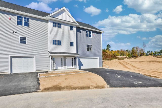 19 Autumn Lane, Raymond, NH 03077