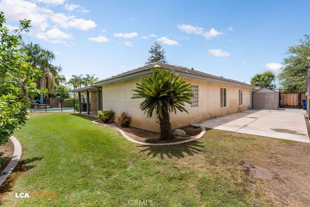 5102 Omaha, Bakersfield, CA 93312
