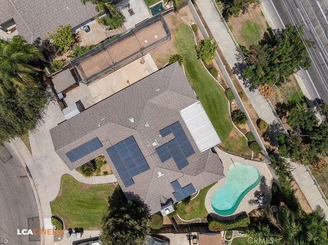 5102 Omaha, Bakersfield, CA 93312