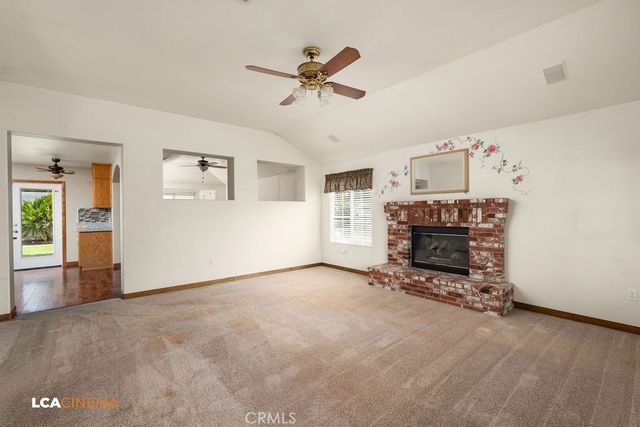 5102 Omaha, Bakersfield, CA 93312