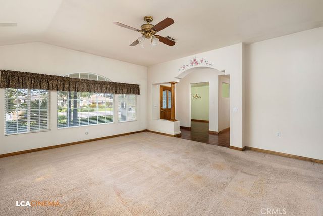 5102 Omaha, Bakersfield, CA 93312