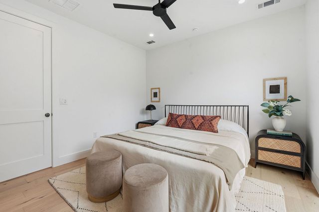 2009 Payne Ave 2, Austin, TX 78757