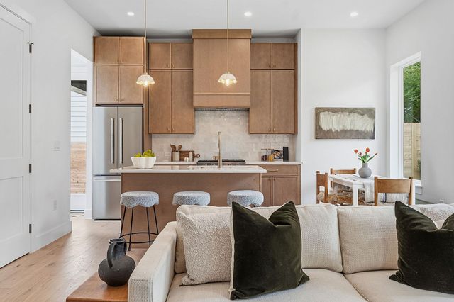 2009 Payne Ave 2, Austin, TX 78757