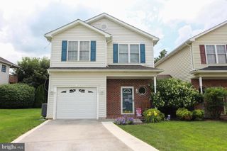 1357 HORSESHOE CIR, Woodstock, VA 22664