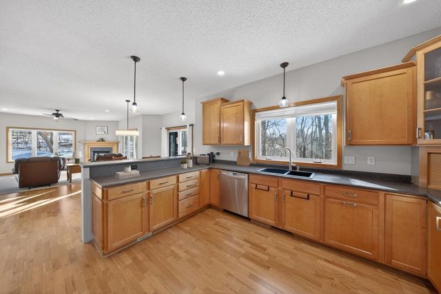 968 Southern View Lane SW, Rochester, MN 55902