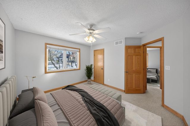 968 Southern View Lane SW, Rochester, MN 55902